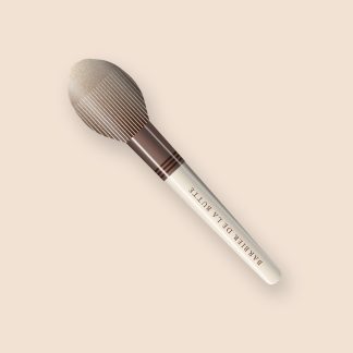 Brosse de coiffage Place du Tertre en plastique recyclé – Barbier de la Butte, vue de face