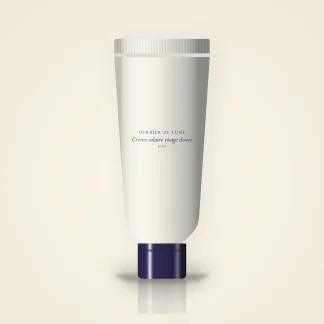Crème solaire visage douce à la centella asiatica SPF 30 – Herbier de Lune, tube 50 ml
