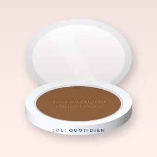Poudre Pause Douce sans effet masque – Joli Quotidien, boîtier 12 g, teinte 13 Ambre