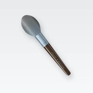 Brosse à cheveux Sève d'Érable en bois d'olivier – Mélèze & Givre, vue de face