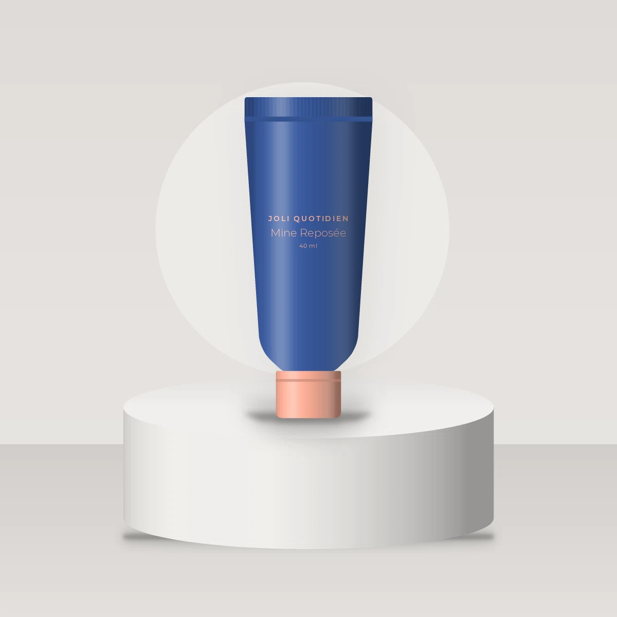 Mine Reposée crème solaire visage velours SPF 50 – Joli Quotidien, photo d'ambiance